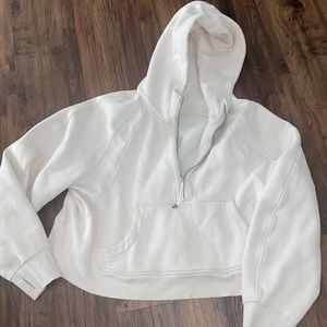 Lululemon a cub tan M/L half zip